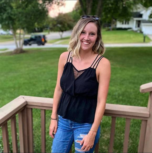 Meet your Posher, Anne - Picture 1 of 1